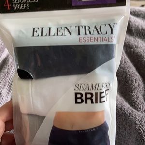 4 pack Ellen Tracy seamless briefs.  Xxl. Unopened.